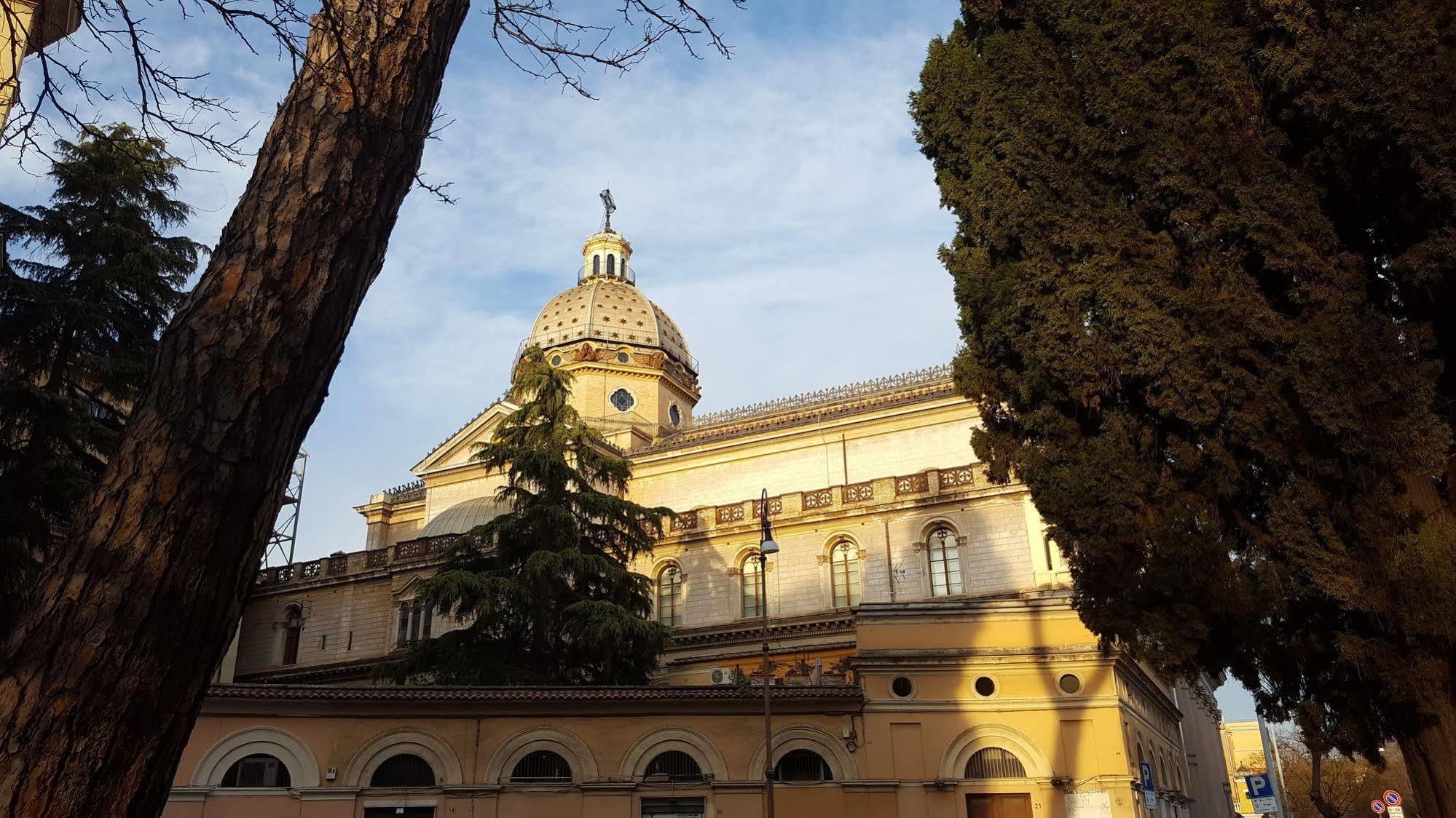 B&B Domus Quiritum Rzym Zewnętrze zdjęcie